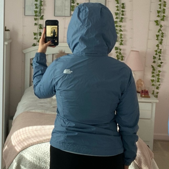 The North Face Hyvent Rain Coat - Picture 3 of 8